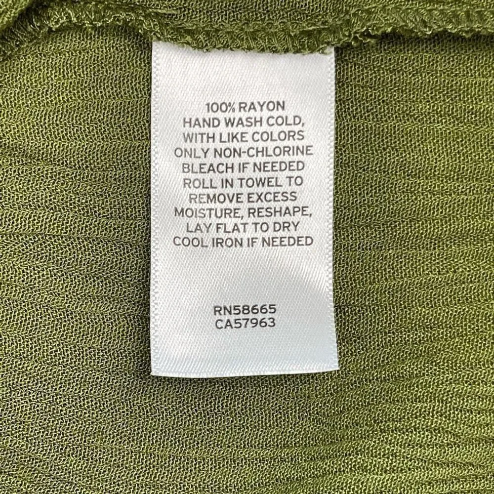 Abound Women's Olive Green Elastic Waist Crepe Lightweight Shorts Size 2X NWT